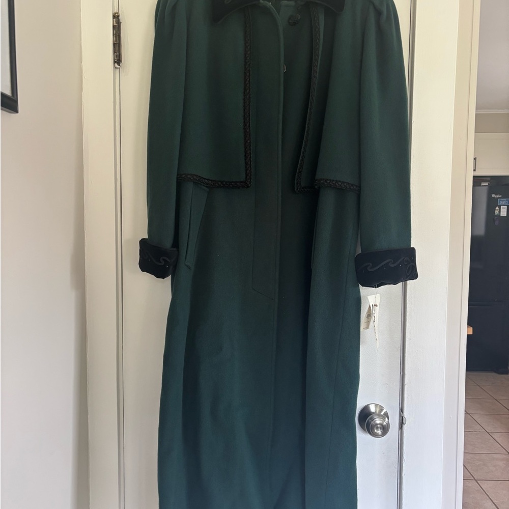 Lorovi - Elegant Green Trench Coat